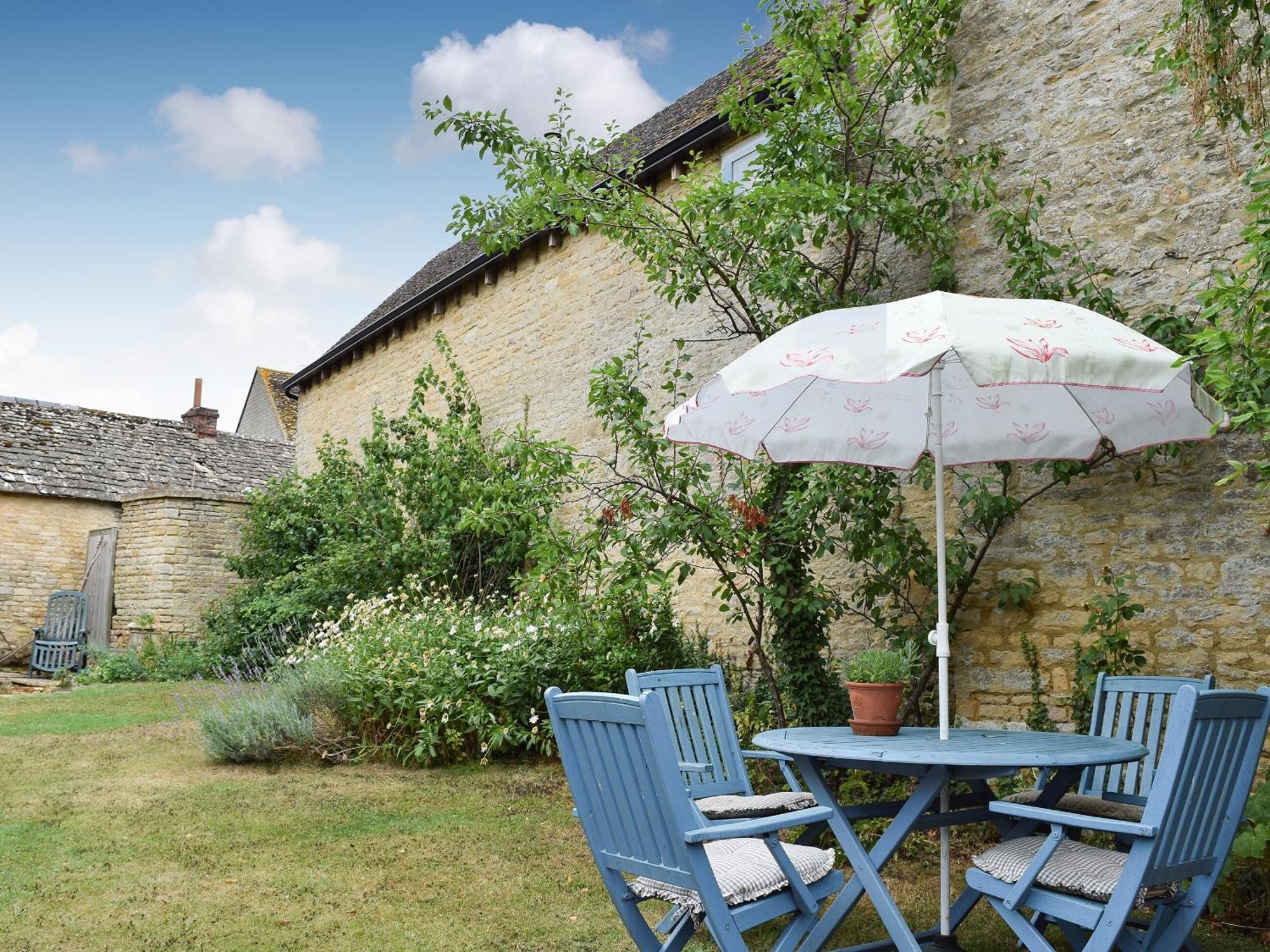Chadlington Picket Piece Cottage מראה חיצוני תמונה