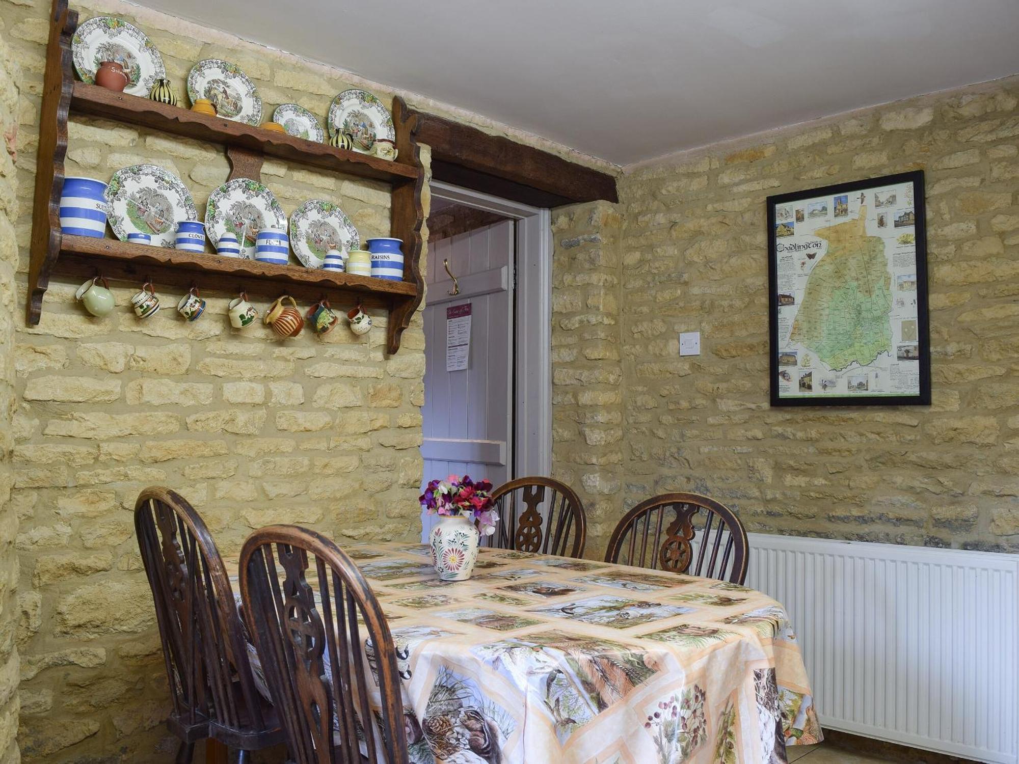 Chadlington Picket Piece Cottage מראה חיצוני תמונה